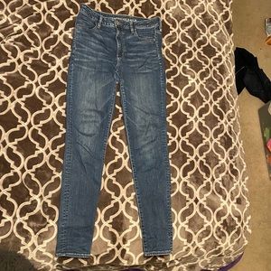 American Eagle Super Hi-Rise Jegging